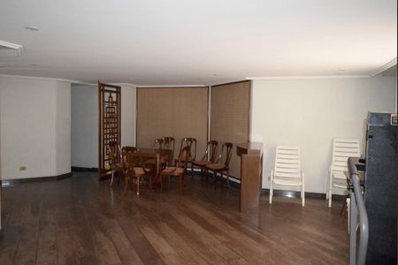 Apartamento para alugar com 389m², 3 quartos e 4 vagasÁrea comum - Salão de festas