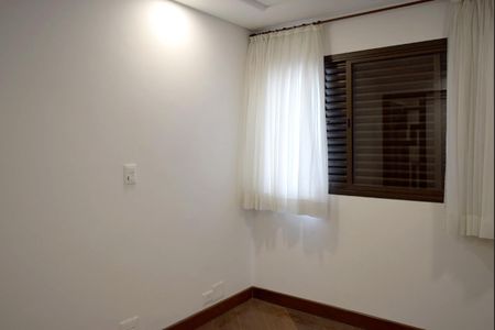 Apartamento para alugar com 389m², 3 quartos e 4 vagasSala de TV