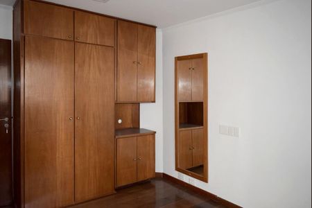 Apartamento para alugar com 389m², 3 quartos e 4 vagasSuíte 2