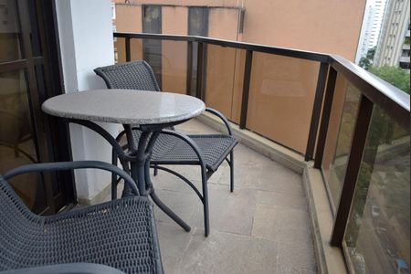 Apartamento para alugar com 389m², 3 quartos e 4 vagasVaranda