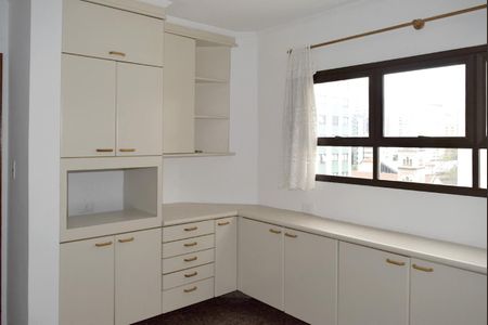 Apartamento para alugar com 389m², 3 quartos e 4 vagasCopa