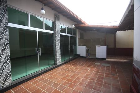 Casa para alugar com 720m², 4 quartos e 6 vagasÁrea comum