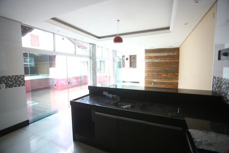 Casa para alugar com 720m², 4 quartos e 6 vagasÁrea comum