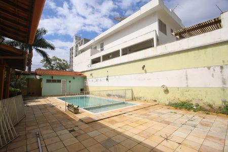 Casa para alugar com 720m², 4 quartos e 6 vagasÁrea comum