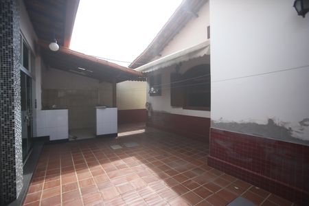 Casa para alugar com 720m², 4 quartos e 6 vagasÁrea comum