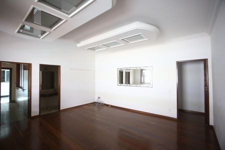 Casa para alugar com 720m², 4 quartos e 6 vagasSala de jantar