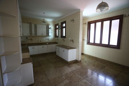 Casa para alugar com 720m², 4 quartos e 6 vagasCozinha
