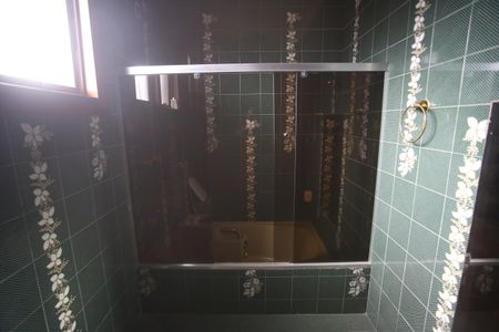 Casa para alugar com 720m², 4 quartos e 6 vagasBanheiro Suíte 2