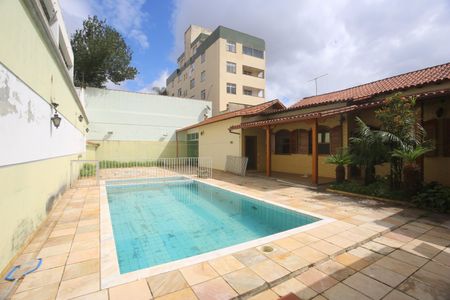 Casa para alugar com 720m², 4 quartos e 6 vagasÁrea comum