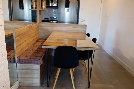 Apartamento à venda com 54m², 2 quartos e 1 vaga Apartamento à venda com 54m², 2 quartos e 1 vagaSala