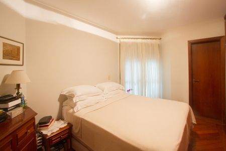 Apartamento para alugar com 163m², 4 quartos e 3 vagasSuíte