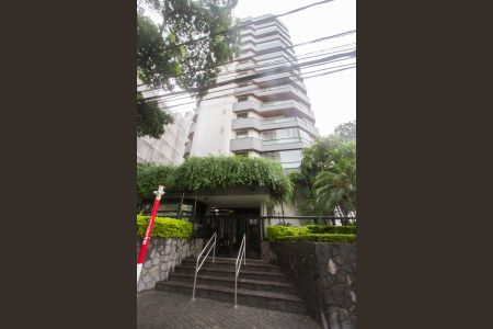 Apartamento para alugar com 163m², 4 quartos e 3 vagasFachada