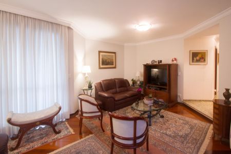 Apartamento para alugar com 163m², 4 quartos e 3 vagasSala