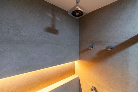Apartamento para alugar com 75m², 2 quartos e 1 vaga Apartamento para alugar com 75m², 2 quartos e 1 vagaBanheiro da Suíte