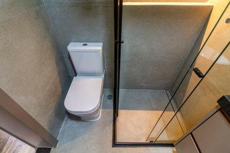 Apartamento para alugar com 75m², 2 quartos e 1 vaga Apartamento para alugar com 75m², 2 quartos e 1 vagaBanheiro Social