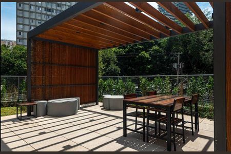 Apartamento para alugar com 75m², 2 quartos e 1 vaga Apartamento para alugar com 75m², 2 quartos e 1 vagaÁrea comum - Área Externa