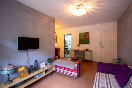 Apartamento à venda com 85m², 2 quartos e 1 vaga Apartamento à venda com 85m², 2 quartos e 1 vagaSala