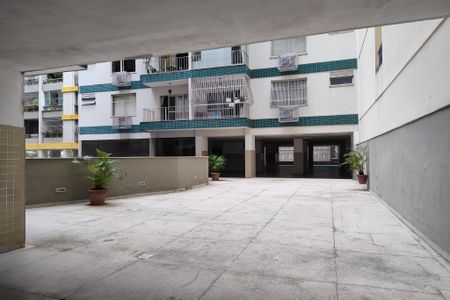 Apartamento à venda com 85m², 2 quartos e 1 vaga Apartamento à venda com 85m², 2 quartos e 1 vagaÁrea comum