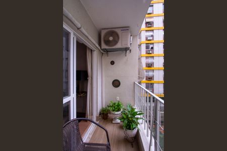 Apartamento à venda com 85m², 2 quartos e 1 vaga Apartamento à venda com 85m², 2 quartos e 1 vagaVaranda da Sala