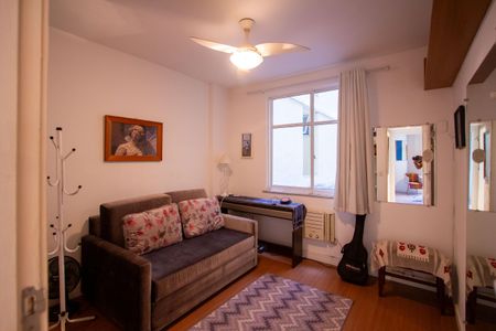 Apartamento à venda com 85m², 2 quartos e 1 vaga Apartamento à venda com 85m², 2 quartos e 1 vagaQuarto 1