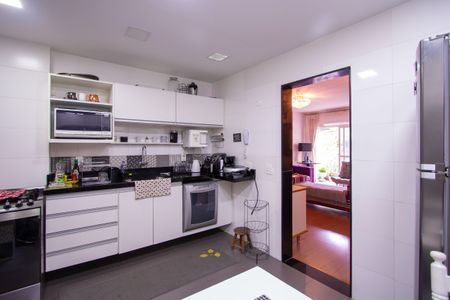 Apartamento à venda com 85m², 2 quartos e 1 vaga Apartamento à venda com 85m², 2 quartos e 1 vagaCozinha