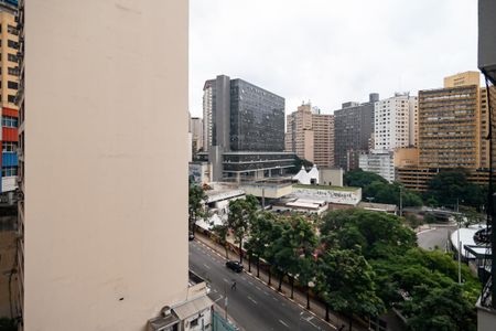 Apartamento para alugar com 25m², 1 quarto e sem vagaVaranda / Área de Serviço