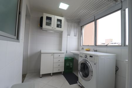 Apartamento à venda com 140m², 3 quartos e 2 vagasÁrea de Serviço