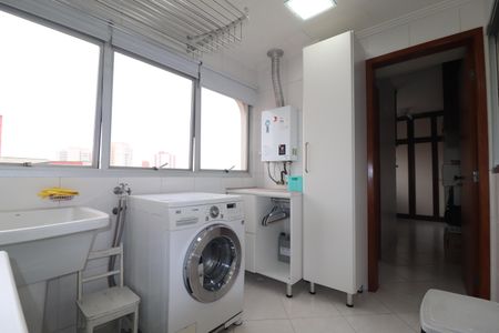 Apartamento à venda com 140m², 3 quartos e 2 vagasÁrea de Serviço