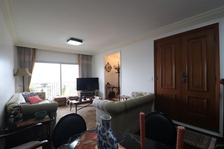 Apartamento à venda com 140m², 3 quartos e 2 vagasSala