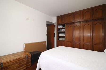 Apartamento à venda com 140m², 3 quartos e 2 vagasQuarto 3 suíte