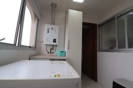 Apartamento à venda com 140m², 3 quartos e 2 vagasÁrea de Serviço
