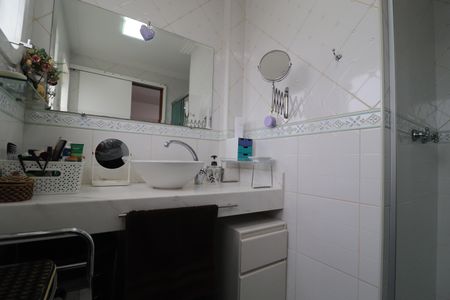 Apartamento à venda com 140m², 3 quartos e 2 vagasBanheiro Quarto 3 suíte