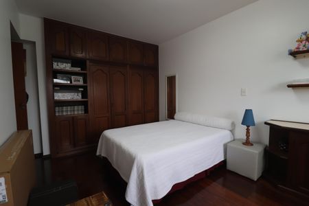 Apartamento à venda com 140m², 3 quartos e 2 vagasQuarto 3 suíte