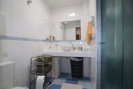 Apartamento à venda com 140m², 3 quartos e 2 vagasBanheiro Quarto 2 suíte