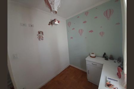 Casa à venda com 210m², 4 quartos e 2 vagas Casa à venda com 210m², 4 quartos e 2 vagasQuarto 2