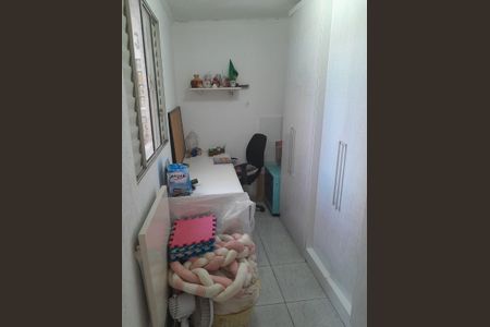 Casa à venda com 210m², 4 quartos e 2 vagas Casa à venda com 210m², 4 quartos e 2 vagasQuarto 4