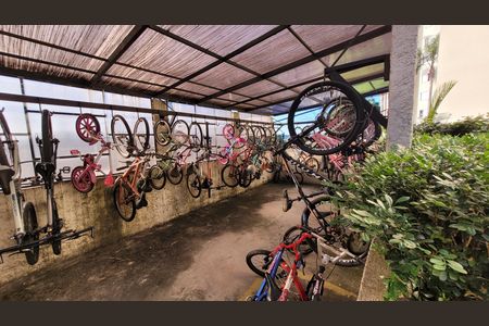 Apartamento para alugar com 52m², 2 quartos e 1 vaga Apartamento para alugar com 52m², 2 quartos e 1 vagaÁrea comum - Bicicletário