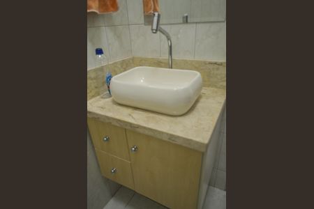 Casa à venda com 126m², 2 quartos e 3 vagasBanheiro