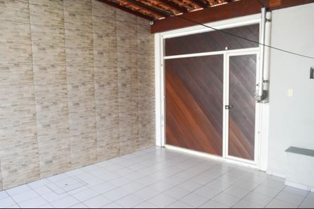 Casa à venda com 126m², 2 quartos e 3 vagasÁrea externa