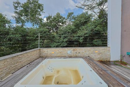 Casa de condomínio à venda com 510m², 4 quartos e 3 vagasÁrea externa