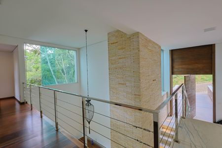 Casa de condomínio à venda com 510m², 4 quartos e 3 vagasCorredor