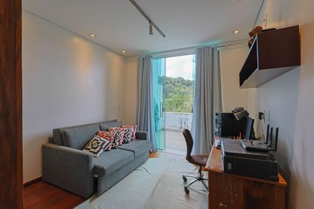 Casa de condomínio à venda com 510m², 4 quartos e 3 vagasQuarto 2