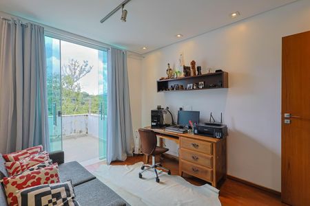 Casa de condomínio à venda com 510m², 4 quartos e 3 vagasQuarto 2