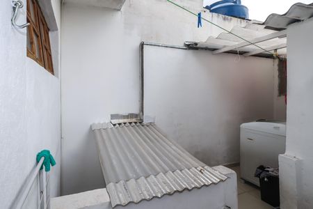 Casa à venda com 100m², 3 quartos e 2 vagas Casa à venda com 100m², 3 quartos e 2 vagasÁrea de Serviço