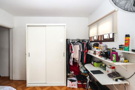 Casa à venda com 100m², 3 quartos e 2 vagas Casa à venda com 100m², 3 quartos e 2 vagasQuarto 3