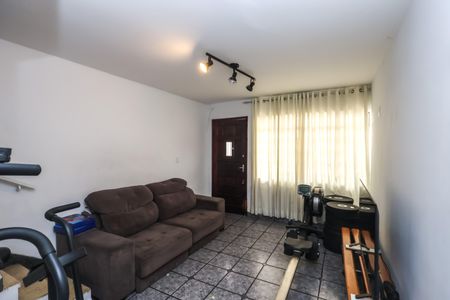 Casa à venda com 100m², 3 quartos e 2 vagas Casa à venda com 100m², 3 quartos e 2 vagasSala