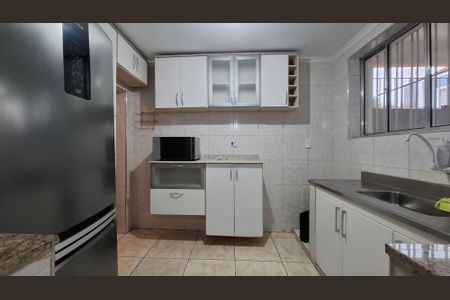 Casa à venda com 135m², 3 quartos e 1 vaga Casa à venda com 135m², 3 quartos e 1 vagaCozinha