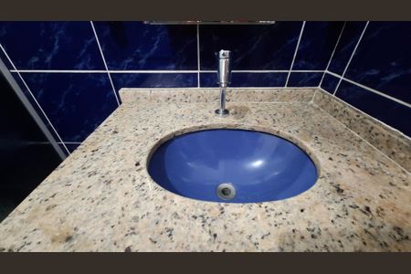 Casa à venda com 135m², 3 quartos e 1 vaga Casa à venda com 135m², 3 quartos e 1 vagaBanheiro 2