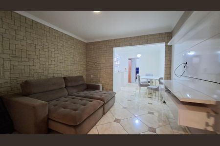 Casa à venda com 135m², 3 quartos e 1 vaga Casa à venda com 135m², 3 quartos e 1 vagaSala