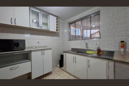 Casa à venda com 135m², 3 quartos e 1 vaga Casa à venda com 135m², 3 quartos e 1 vagaCozinha